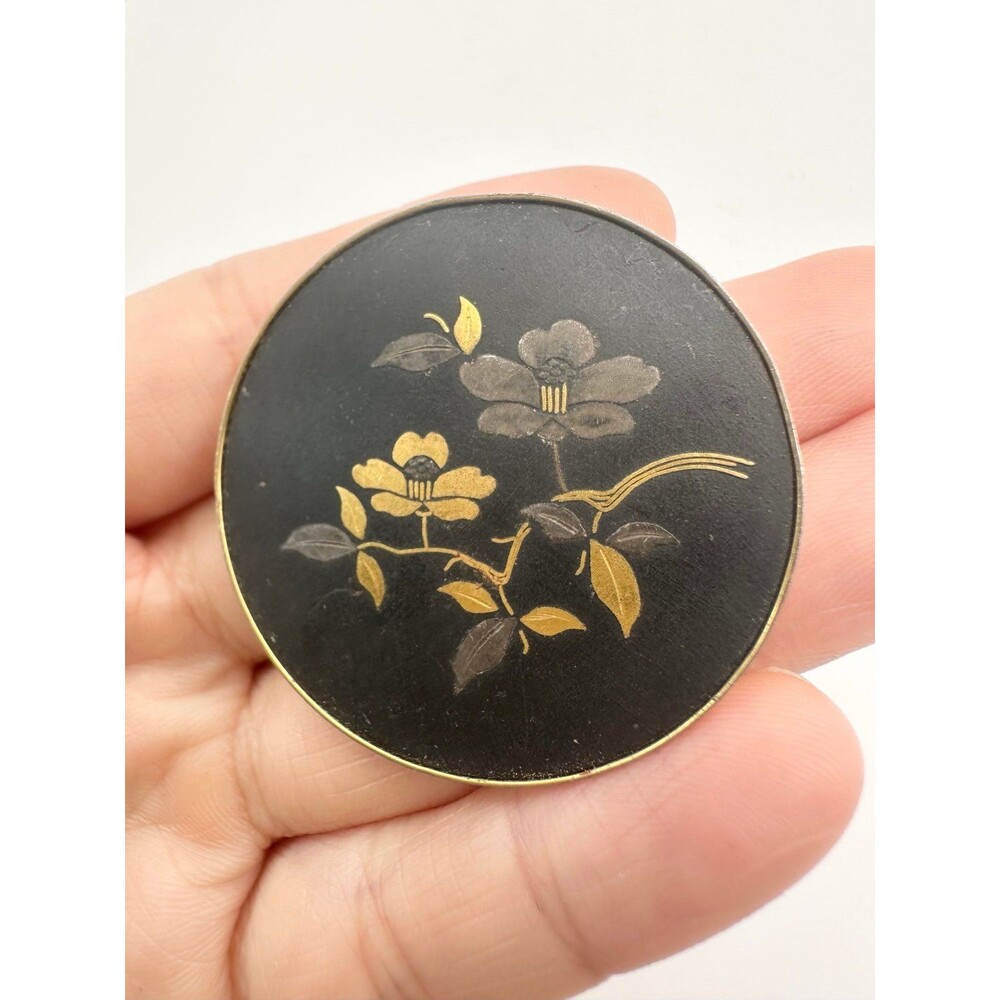 Vintage Amita Japan gold tone floral brooch